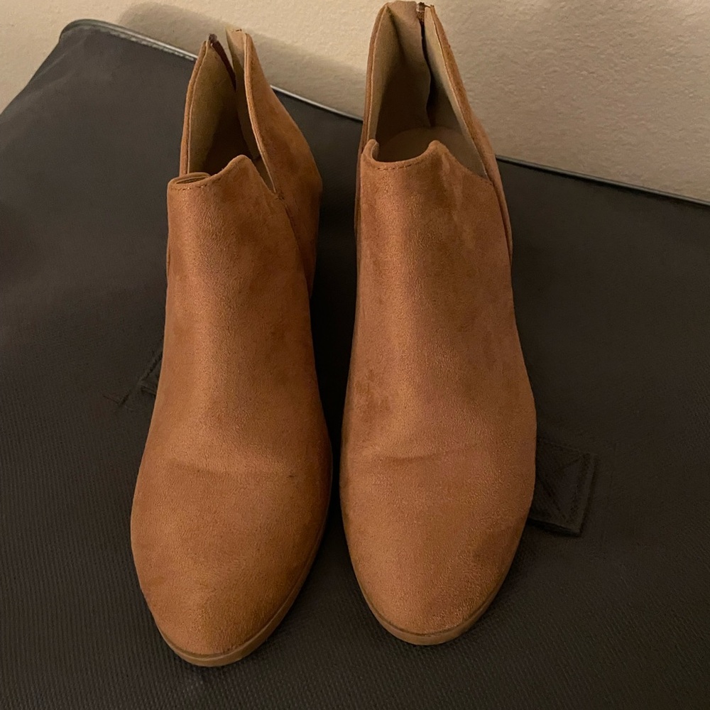 Women's Tan Ankle Boots